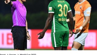 英媒：世界杯上的中国足球独苗 卡牌大师执法果断