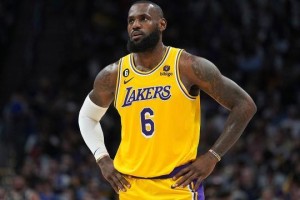 【观察】詹姆斯真要退役？心灰意冷or施压管理层