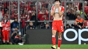 踢球者：金玟哉没有大碍，未来几天可以进行恢复训练