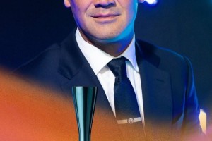 国米官方：萨内蒂和齐沃将担任米兰冬奥会火炬手