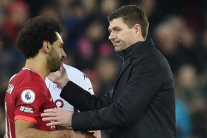 开云APP-杰拉德点名！1.4亿欧巨星，被视为萨拉赫最佳替代者|利物浦|穆罕默德·萨拉赫|拜仁|杰拉德·莫雷诺|伊斯兰-萨拉赫_新浪新闻